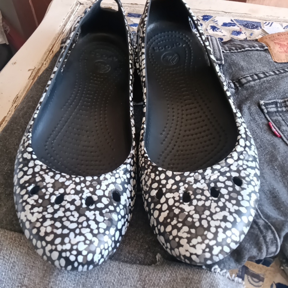 Crocs Black White Speckled  Women's Flats Size 7.5